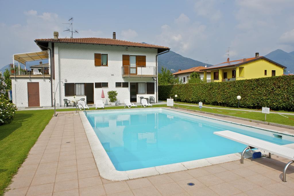 Casa Augusta Appartement Maccagno Buitenkant foto