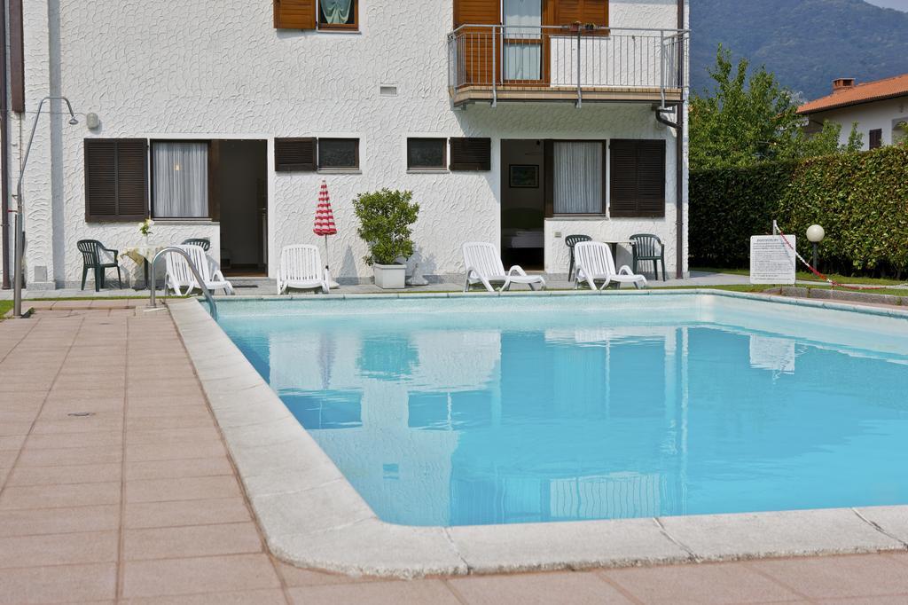 Casa Augusta Appartement Maccagno Buitenkant foto